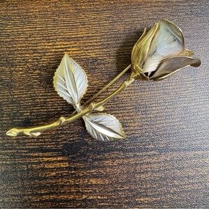 Gold Rose Brooch by Giovanni (unsigned) Legend of the Christmas Rose Vintage